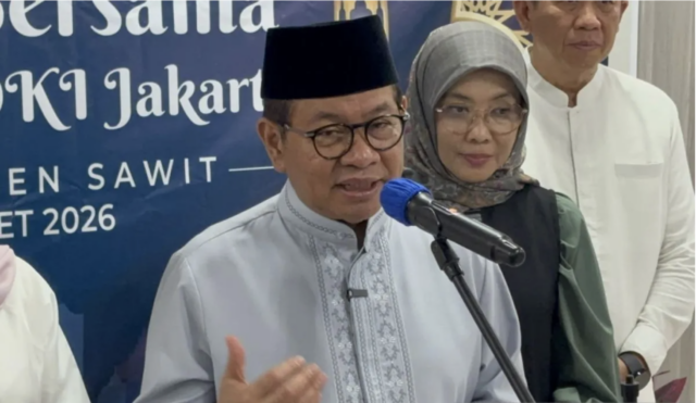 Gubernur DKI Jakarta Pramono Anung Wibowo saat dijumpai di RSKD Duren Sawit, Jakarta Timur, Selasa (10/3/2026). ANTARA/Lifia Mawaddah Putri.