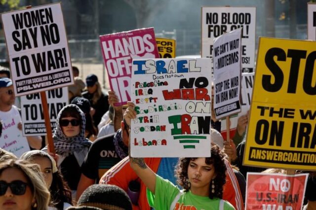 demo warga as tolak serang iran