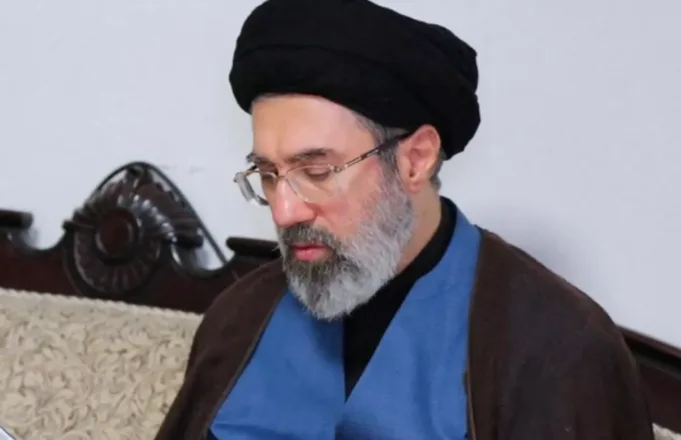 sah-iran-tunjuk-anak-ali-khamenei-jadi-pemimpin-tertinggi-gantikan-sang-ayah-yang-tewas-dalam-serangan-as-israel-015230 Pemimpin Tertinggi Iran, Ayatullah Mojtaba Khamenei