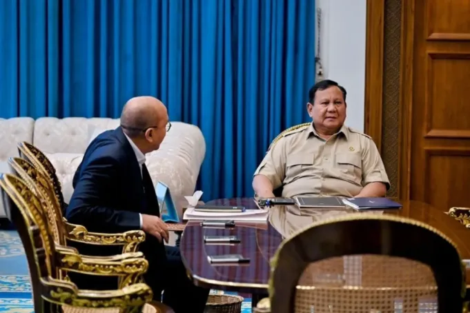 Presiden Prabowo Subianto (kanan) menerima Menteri Investasi dan Hilirisasi/Kepala BKPM Rosan Roeslani di Istana Merdeka, Jakarta, Selasa (21/4/2026). (ANTARA/Instagram/@sekretariat.kabinet)