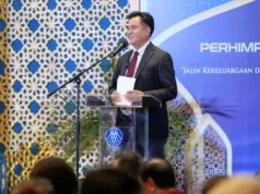 Yusril Respons Usulan Tim Pencari Fakta, Tegaskan Proses Hukum Tetap Jadi Prioritas Menko Kumham Imipas Yusril Ihza Mahendra dalam kegiatan halalbihalal yang diselenggarakan oleh Perhimpunan Advokat Indonesia (Peradi) di Jakarta, Selasa (7/4/2026). (ANTARA/HO-Kemenko Kumham Imipas RI)