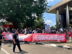 Aksi di KPK, Pemuda Antikorupsi Desak Periksa Bos PT Agrinas Soal Rencana Impor 105.000 Mobil Pikap