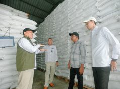Anggota DPR RI Ali Zamroni Tinjau Gudang Beras Bulog Lebak-Pandeglang Kondisi Aman,Stok over Kapasitas Gudang
