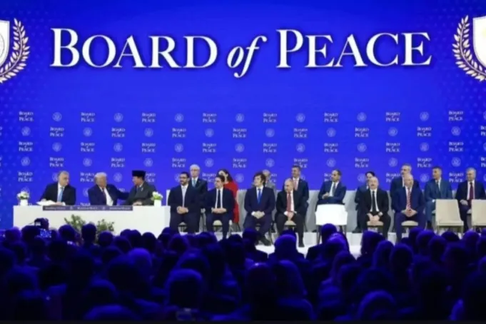 IMG_2706.jpeg Presiden RI Prabowo Subianto menjadi salah satu pemimpin dunia yang menandatangani Board of Peace Charter dalam rangkaian World Economic Forum 2026 di Davos, Swiss, Kamis (22/1/2026). (ANTARA/HO-Sekretariat Kabinet)
