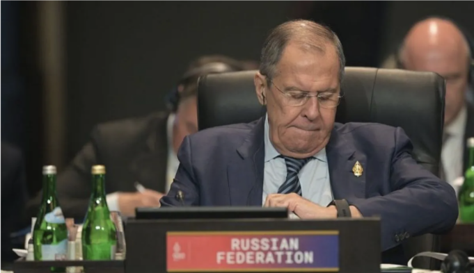 Screenshot 2026-04-15 at 10.52.40 AM Arsip - Menteri Luar Negeri Rusia Sergey Lavrov. (ANTARA FOTO/Galih Pradipta/nym/aa)