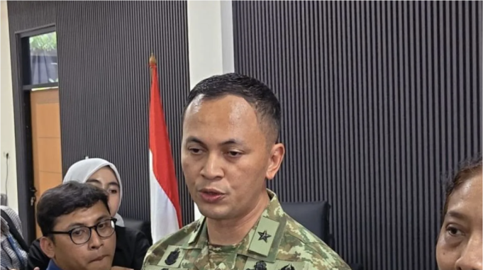 Kepala Biro Informasi Pertahanan (Karo Infohan) Setjen Kemenhan RI Brigjen TNI Rico Ricardo Sirait saat jumpa pers di Kantor Kementerian Pertahanan, Jakarta Pusat, Jumat (24/4/2026). ANTARA/Walda Marison