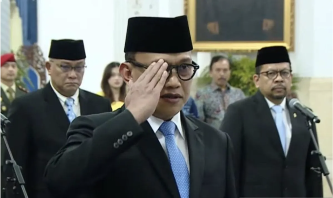 Tangkapan layar - Abdul Kadir Karding dilantik sebagai Kepala Badan Karantina Indonesia (Barantin) di Istana Negara, Jakarta, Senin (27/4/2026). (ANTARA/YouTube Sekretariat Presiden)