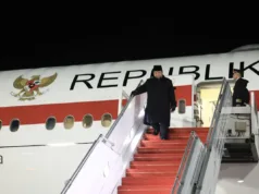 Prabowo Subianto Tiba di Paris, Siap Bertemu Emmanuel Macron Bahas Kerja Sama Strategis Presiden RI Prabowo Subianto sebagai bagian agenda diplomatik tiba di Paris, Prancis, Senin (13/4/2026) malam. ANTARA/HO-Bakom RI