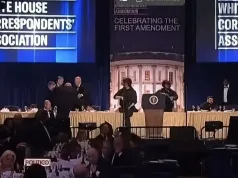 Trump Dievakuasi Usai Tembakan Guncang Jamuan Pers Gedung Putih