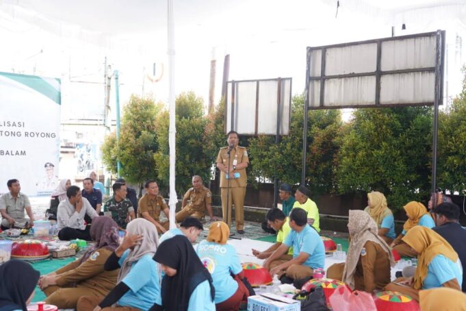 Wali Kota Pangkalpinang Saparudin saat meresmikan inovasi Sistem Integrasi Gotong Royong (SIGORO) di Kantor Camat Pangkalbalam, Selasa (14/4/2026). aktual/DOK PEMKOT PANGKALPINANG