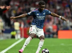 Arsenal Tahan Atletico Madrid 1-1 di Leg Pertama Semifinal Liga Champions Penyerang sayap Arsenal Bukayo Saka mengamankan bola pada pertandingan leg pertama semifinal Liga Champions menghadapi Atletico Madrid di Stadion Metropolitano, Madrid, Rabu (29/4/2026) waktu setempat. uefa.com