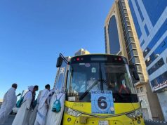 Jemaah Haji Indonesia Kloter Perdana Mulai Jalani Umrah Wajib