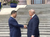 Xi Jinping ke Trump: China dan AS Harus Jadi Mitra, Bukan Rival Tangkap layar Presiden China Xi Jinping menyambut Presiden Amerika Serikat Donald Trump di halaman Gerbang Timur Balai Besar Rakyat di Beijing, Kamis (14/5) (ANTARA/Desca Lidya Natalia)