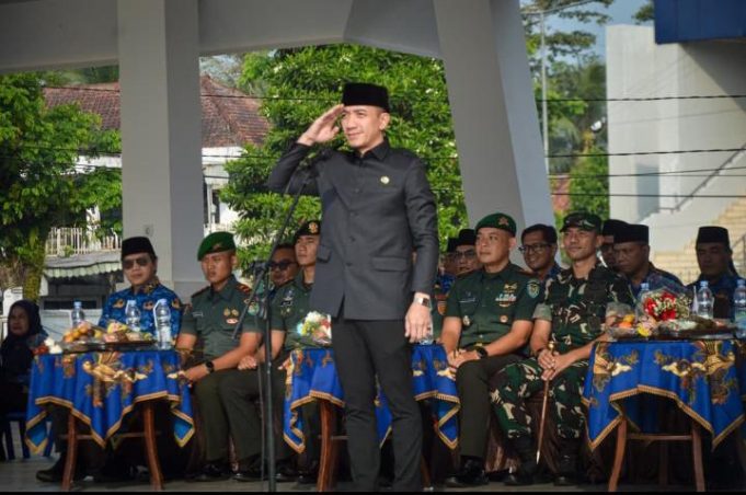 Bupati Lebak Moch Hasbi Aayidiki Jayabaya Ketika Jadi Pimpinan Upacara Hardiknas